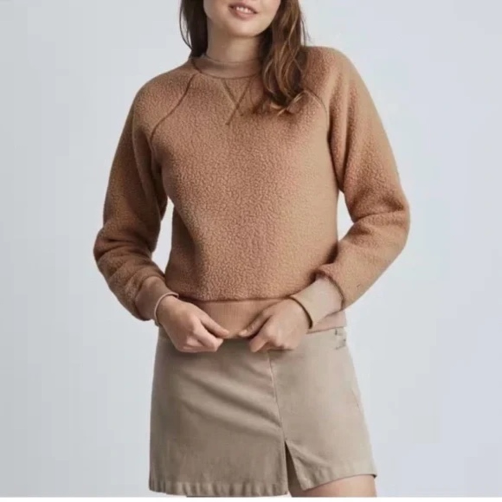 Everlane light brown tan Sherpa teddy bear sweater 3 for $20